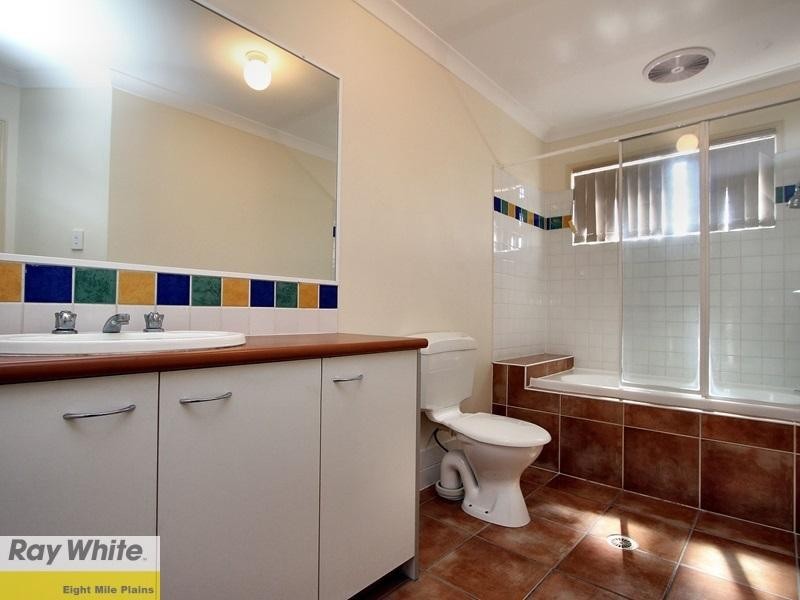 63/8 Diamond Place, Runcorn QLD 4113