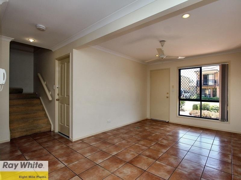 63/8 Diamond Place, Runcorn QLD 4113