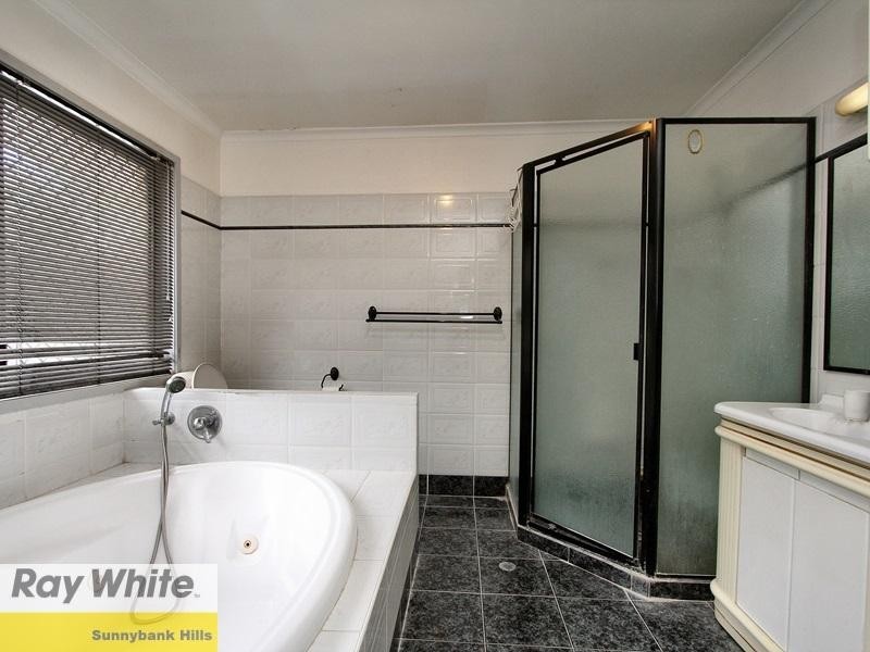 31 Gaillardia, Macgregor QLD 4109