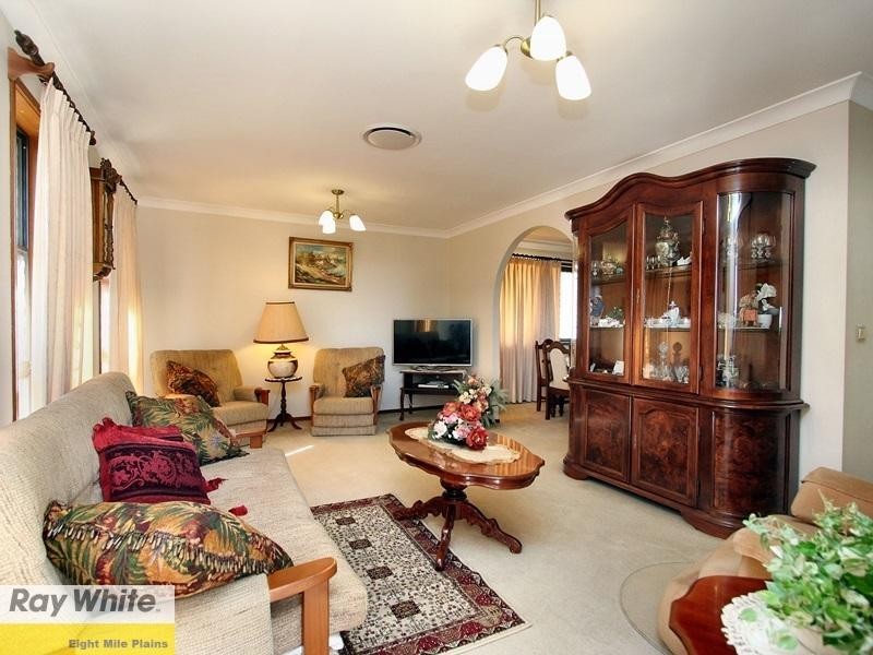 10 Bacchus Street, Robertson QLD 4109