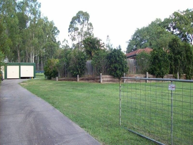 166 Cedar Road, Redbank Plains QLD 4301