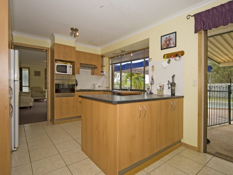 166 Cedar Road, Redbank Plains QLD 4301