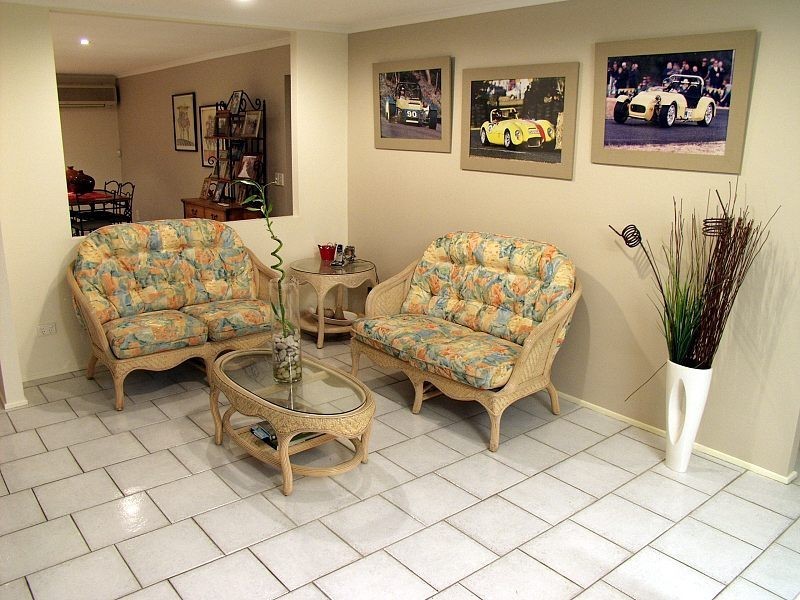 5 Redgum Place, Calamvale QLD 4116