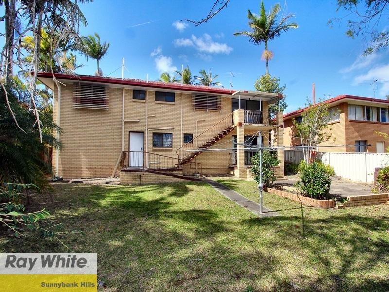 20 Kidd Street, Robertson QLD 4109