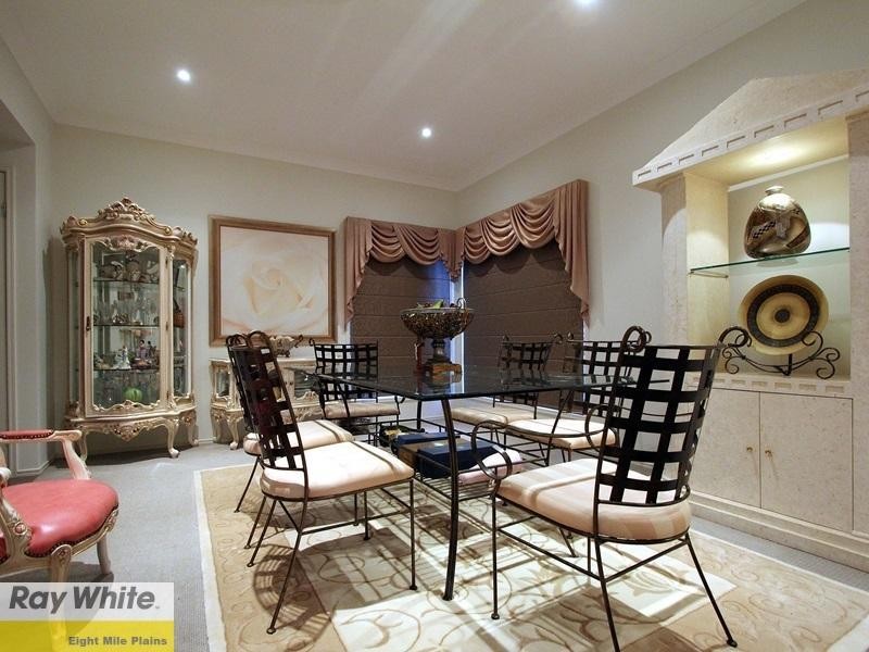 24 Coneybeer Street, Eight Mile Plains QLD 4113