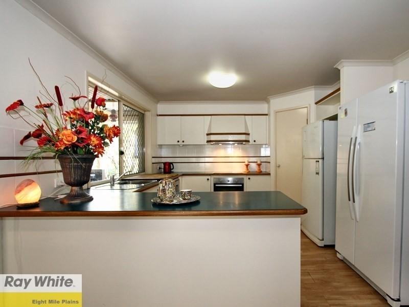 405 Kessels Road, Robertson QLD 4109
