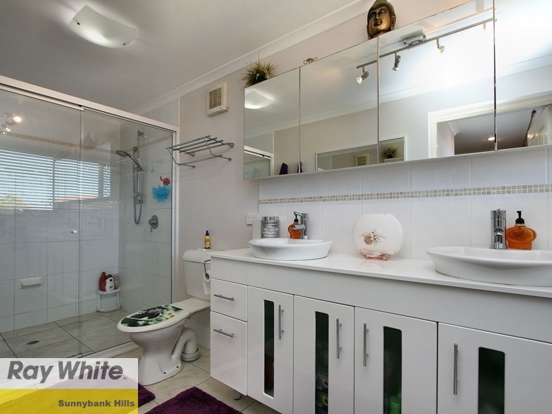 14 Tandara Street, Rochedale South QLD 4123