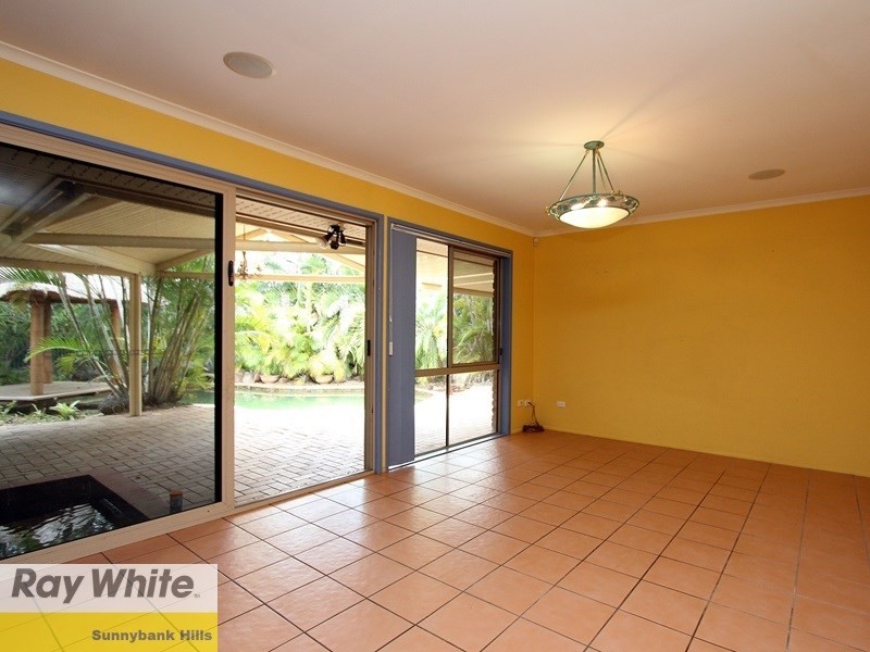 8 Tetratheca Place, Sunnybank Hills QLD 4109