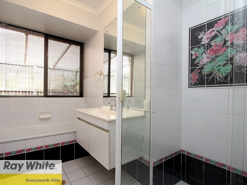 8 Tetratheca Place, Sunnybank Hills QLD 4109