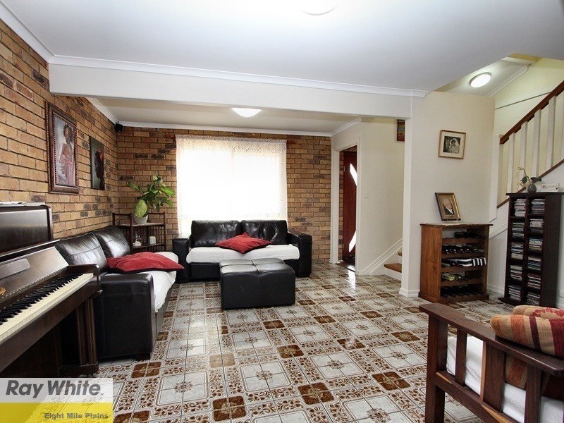 23 Oakleaf Street, Eight Mile Plains QLD 4113