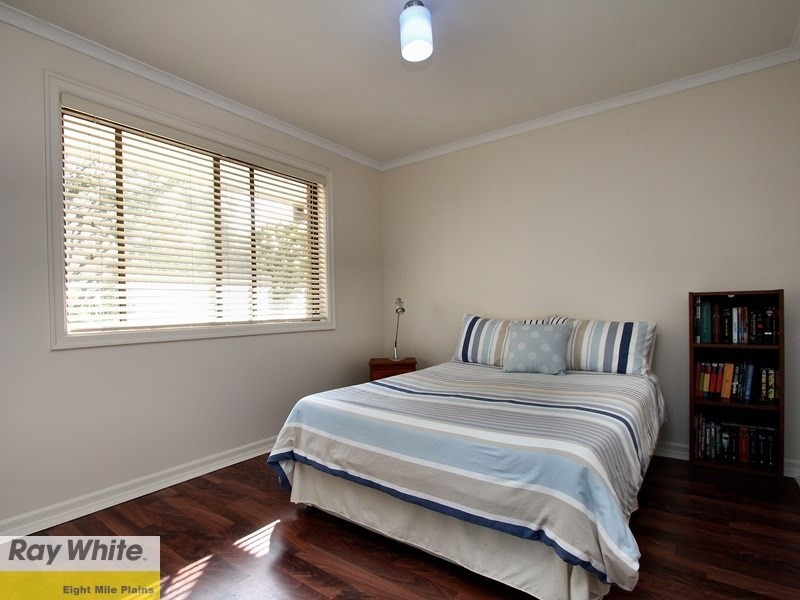 23 Oakleaf Street, Eight Mile Plains QLD 4113