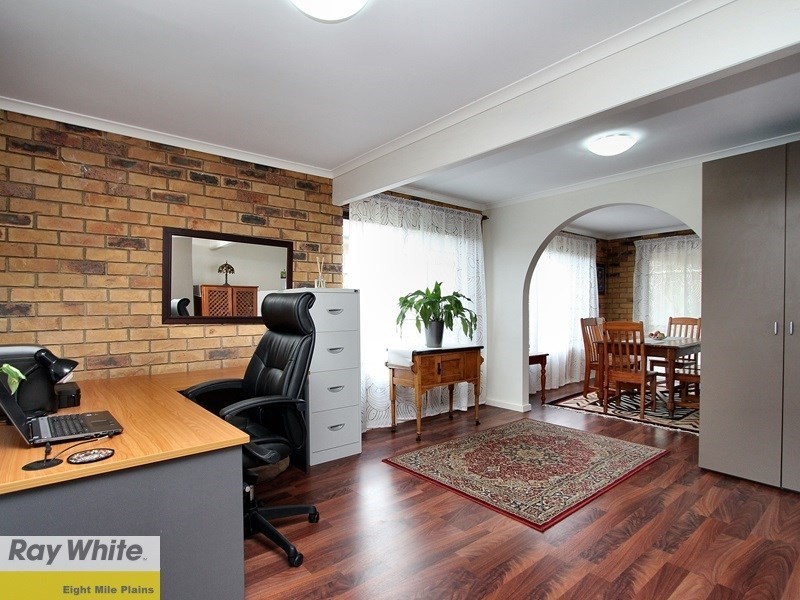 23 Oakleaf Street, Eight Mile Plains QLD 4113