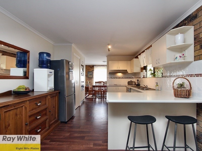 23 Oakleaf Street, Eight Mile Plains QLD 4113