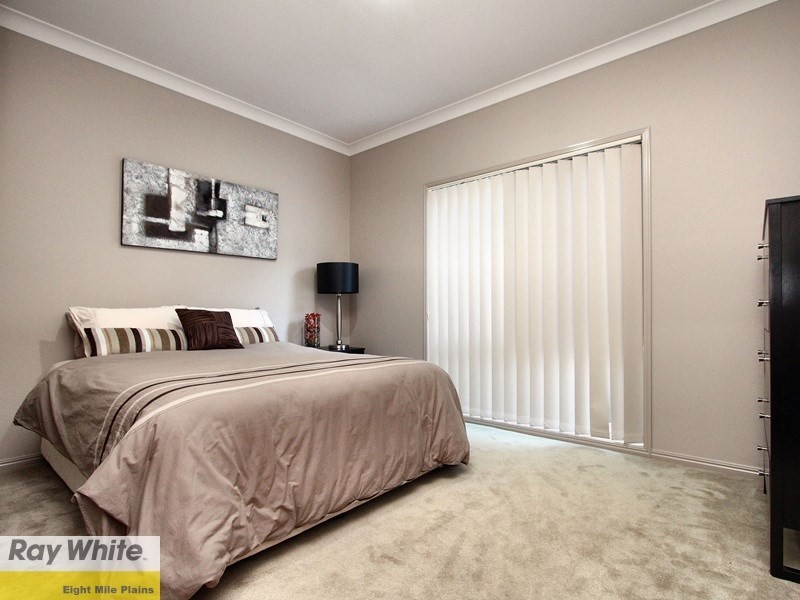 16 Collett Street, Eight Mile Plains QLD 4113