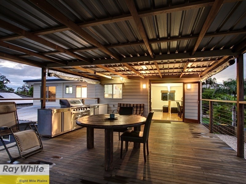 4 Gilia Street, Kingston QLD 4114