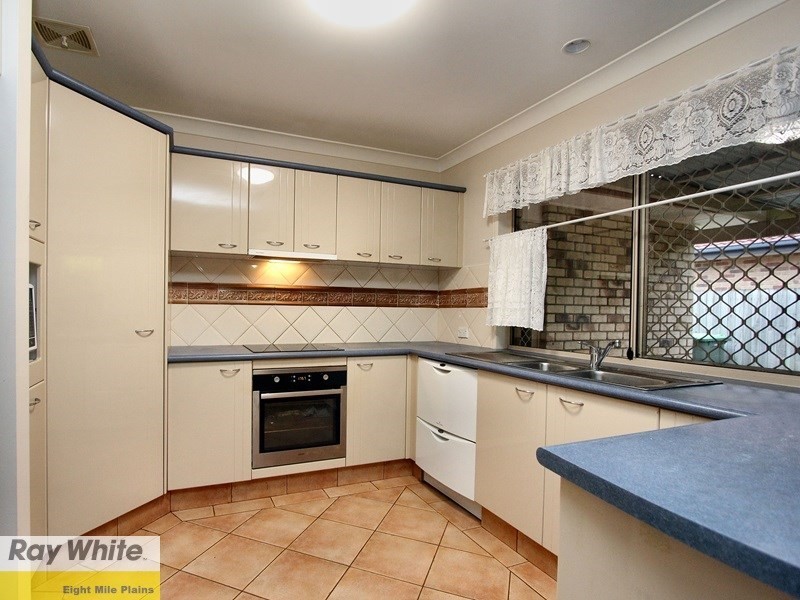 22 Arcadia Street, Eight Mile Plains QLD 4113