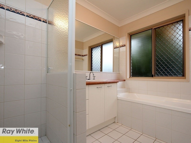 22 Arcadia Street, Eight Mile Plains QLD 4113