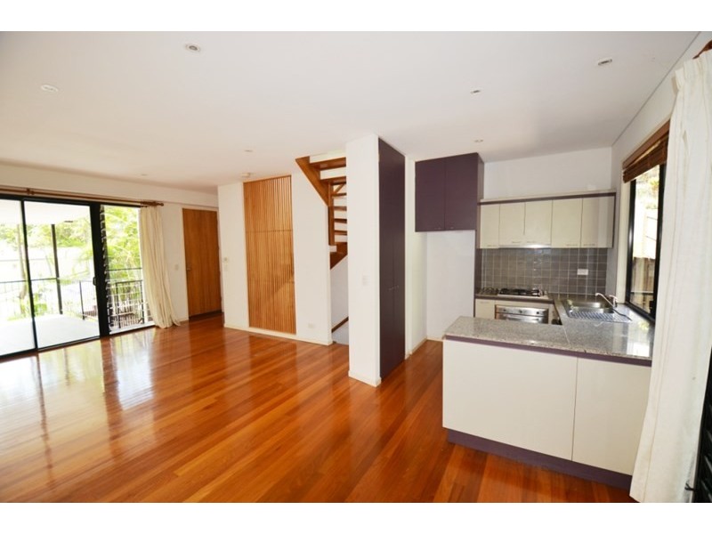 67 Bishop Street, St Lucia QLD 4067