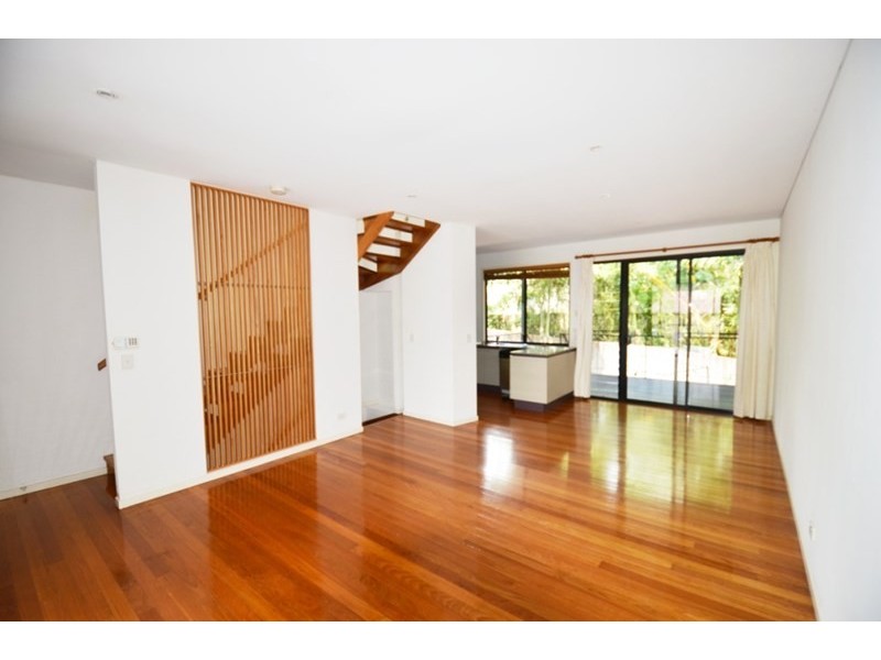 67 Bishop Street, St Lucia QLD 4067