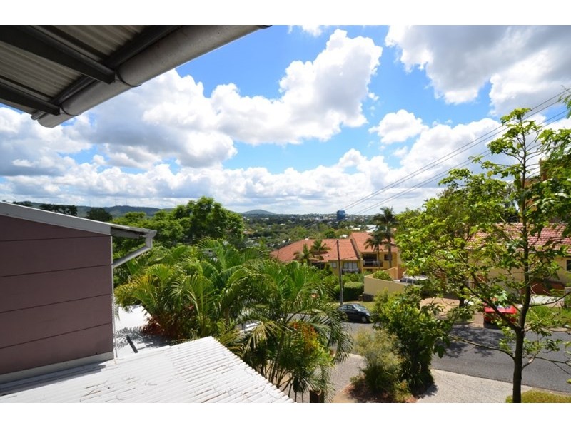 67 Bishop Street, St Lucia QLD 4067