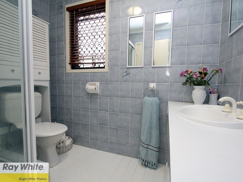 7 Brooklands Street, Eight Mile Plains QLD 4113