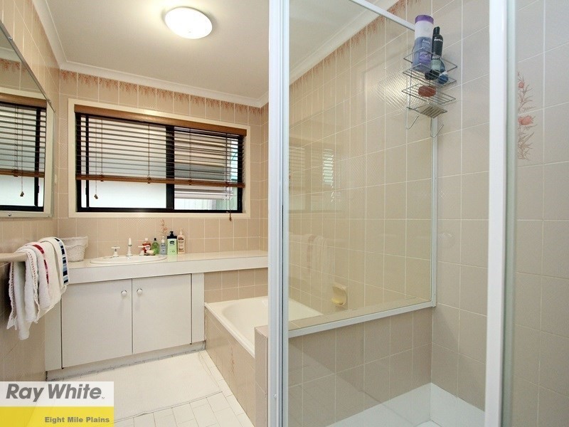 7 Brooklands Street, Eight Mile Plains QLD 4113