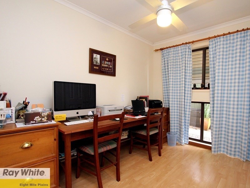 7 Brooklands Street, Eight Mile Plains QLD 4113