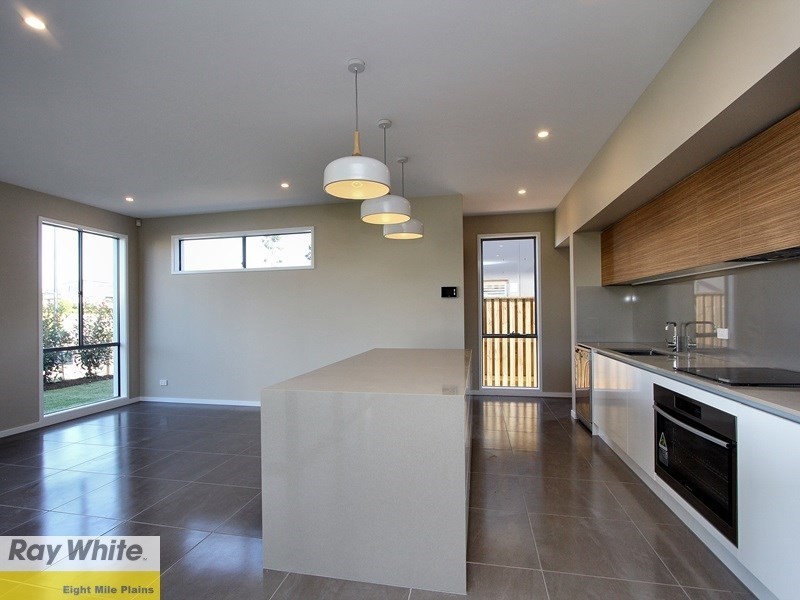2 Hillcrest Street, Rochedale QLD 4123