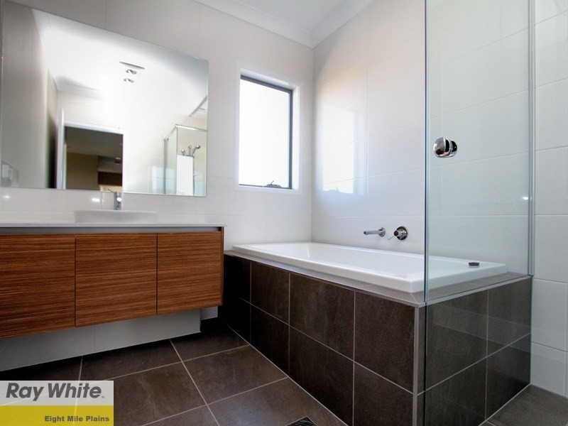 2 Hillcrest Street, Rochedale QLD 4123