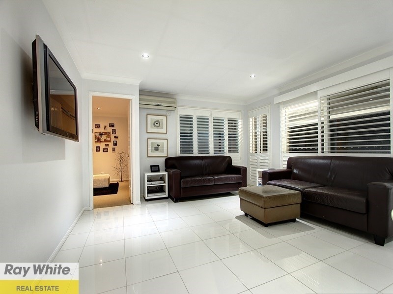 10 Forbes Place, Eight Mile Plains QLD 4113