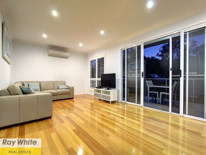 10 Forbes Place, Eight Mile Plains QLD 4113