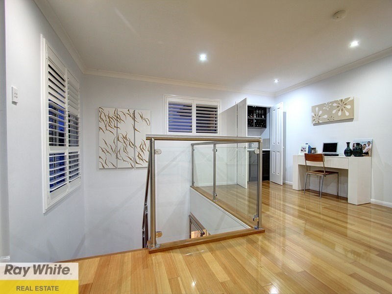 10 Forbes Place, Eight Mile Plains QLD 4113