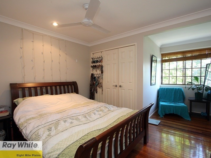 13 Lauretta Avenue, Springwood QLD 4127