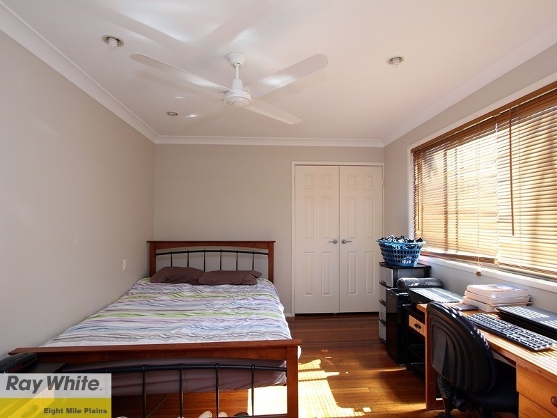 13 Lauretta Avenue, Springwood QLD 4127