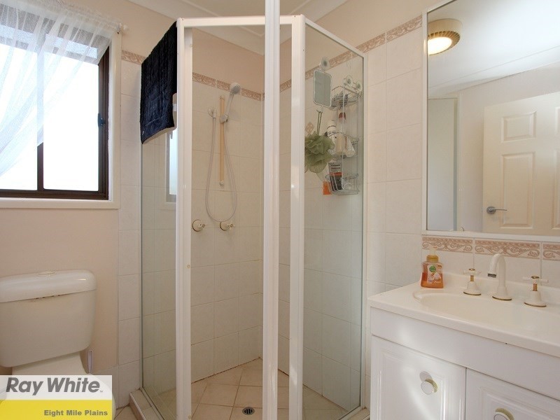 13 Lauretta Avenue, Springwood QLD 4127