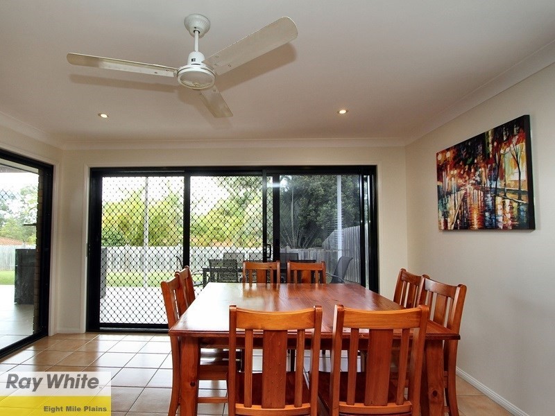 19 Alan Crescent, Eight Mile Plains QLD 4113