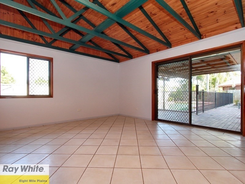 154 Warrigal Road, Runcorn QLD 4113