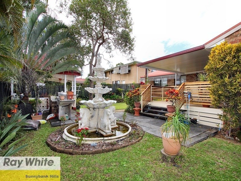 9 Warrington Street, Robertson QLD 4109