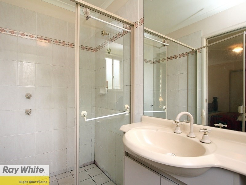 20 Appleyard Crescent, Coopers Plains QLD 4108