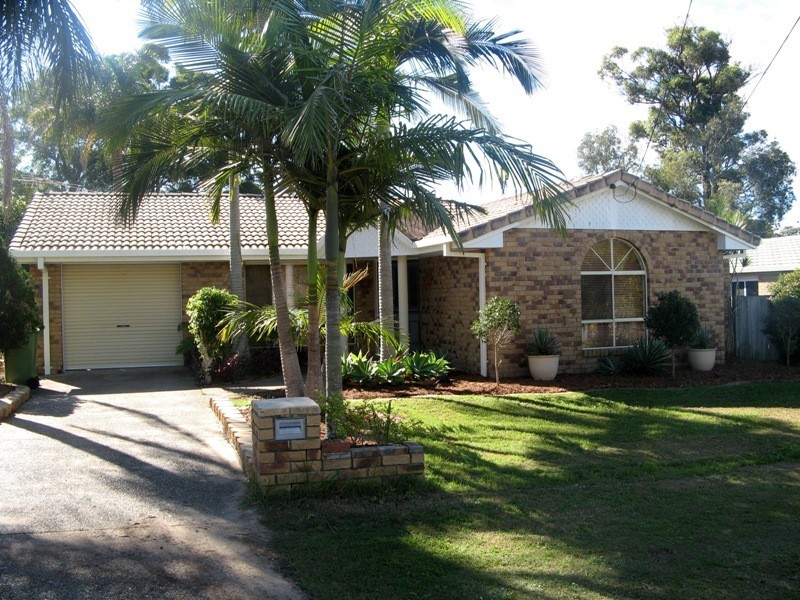 15 Brett Avenue, Browns Plains QLD 4118