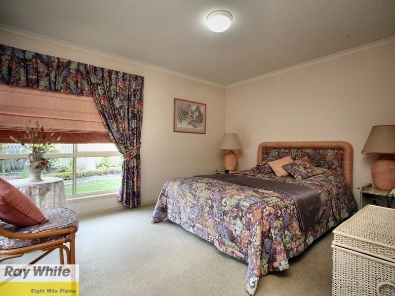 2 Jacaranda Place, Eight Mile Plains QLD 4113