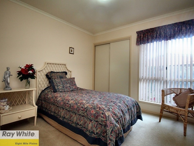 2 Jacaranda Place, Eight Mile Plains QLD 4113