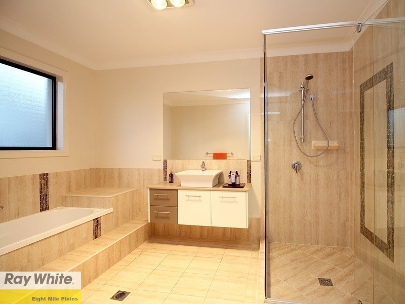 19 Collett Street, Eight Mile Plains QLD 4113