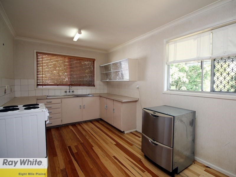 89 Pareena Crescent, Mansfield QLD 4122