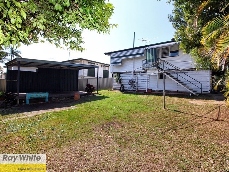 89 Pareena Crescent, Mansfield QLD 4122