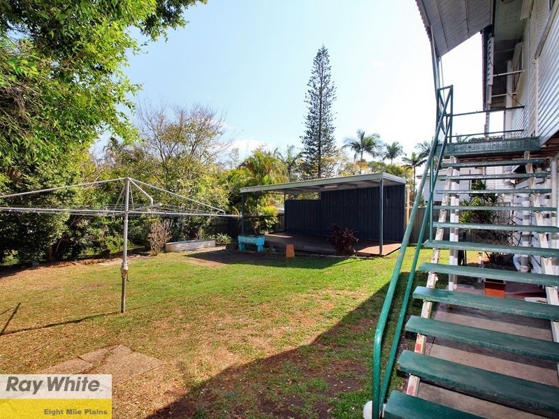 89 Pareena Crescent, Mansfield QLD 4122