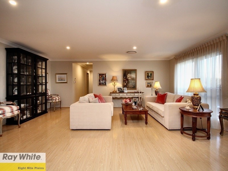 20 Chester Road, Eight Mile Plains QLD 4113