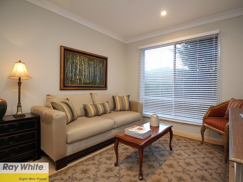 20 Chester Road, Eight Mile Plains QLD 4113