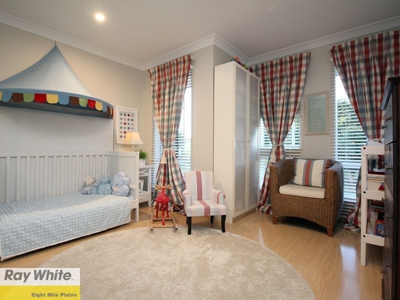 20 Chester Road, Eight Mile Plains QLD 4113