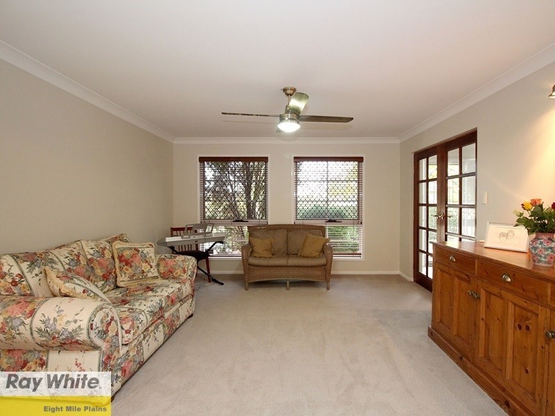 56 Honeysuckle Way, Calamvale QLD 4116